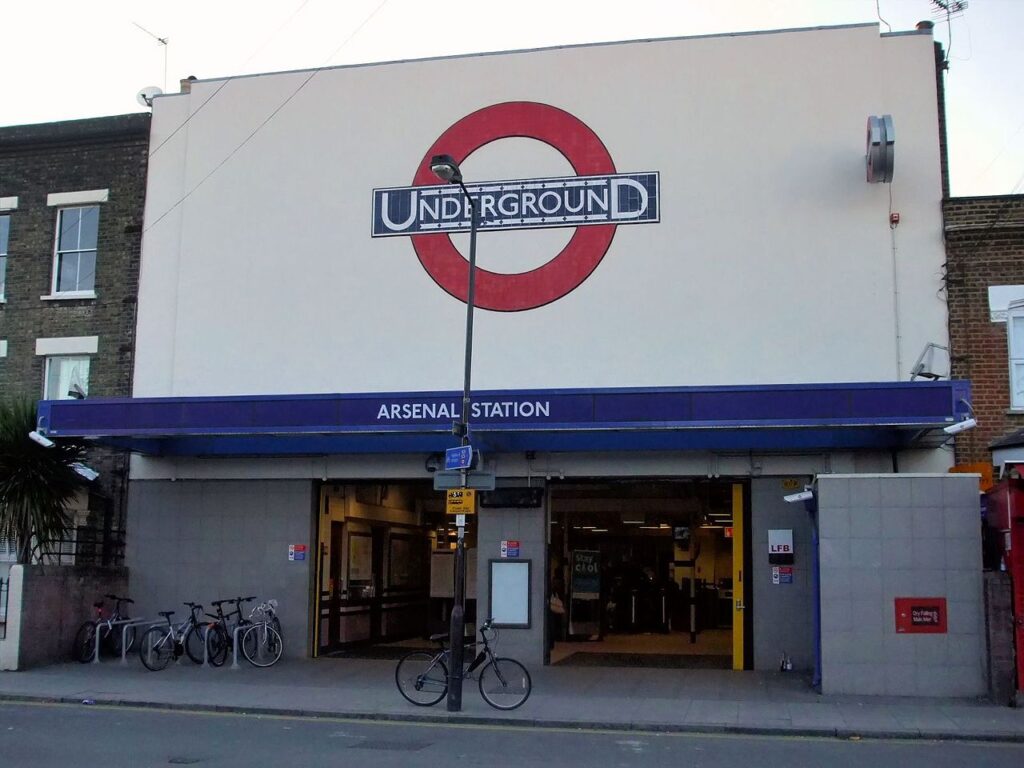 Arsenal Station, London, Underground