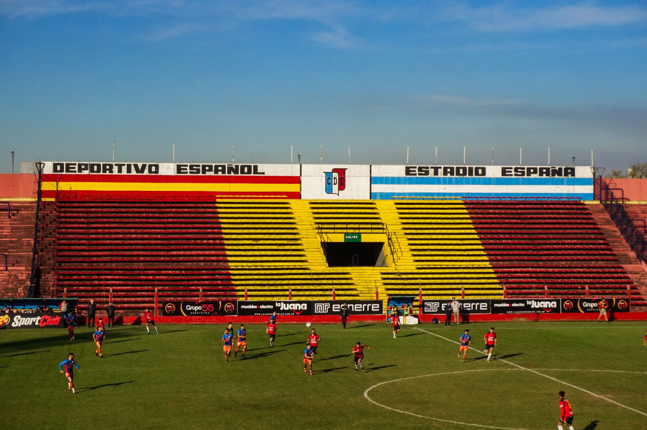 ¡Español no se toca!, la increíble historia de lucha del Deportivo Español en el fútbol argentino